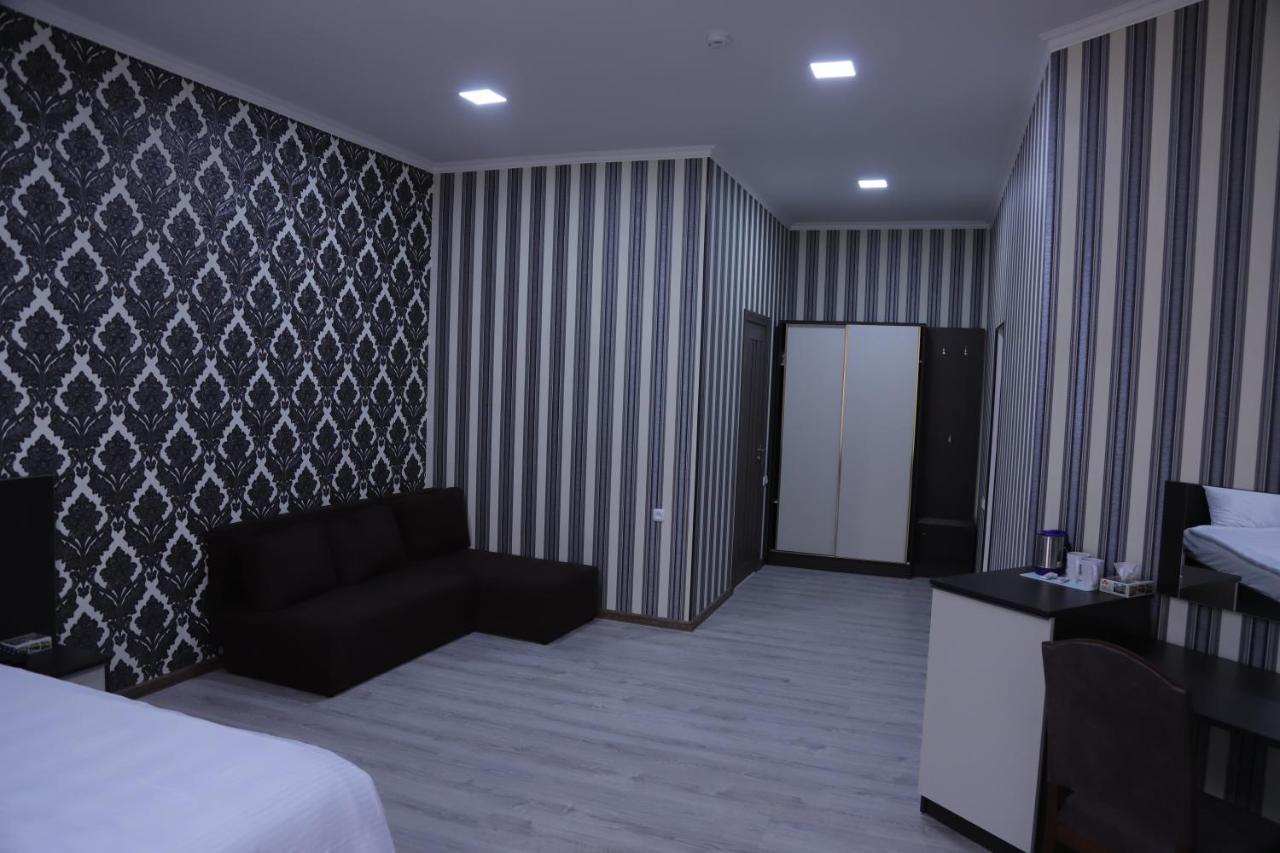 Lime Hotel & Restaurant Complex Gyumri Exterior foto A room at the hotel